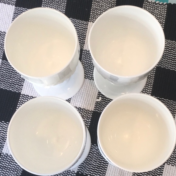 Vintage Milk Glass berries stemware/wine glasses - Picture 3 of 7